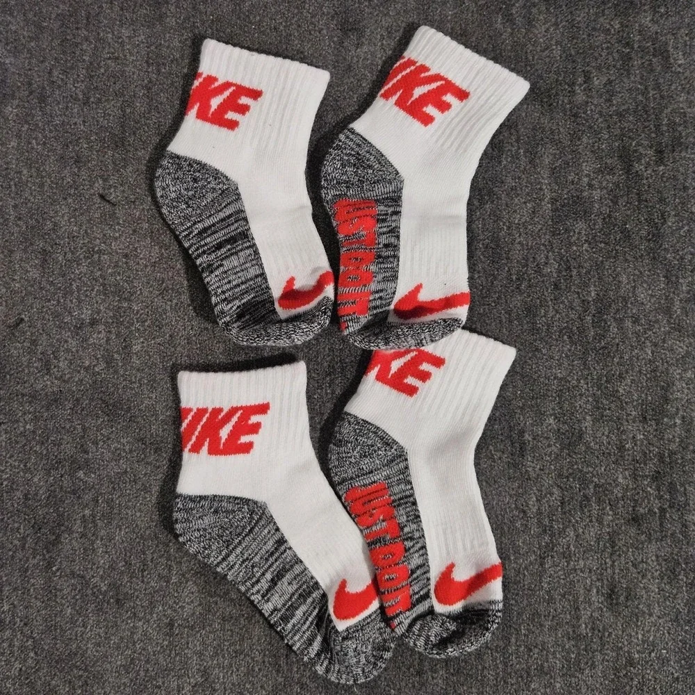 NWOT NIKE (2) Pairs XS Boys Socks Ankle Cushioned School Kids Shoe Size 7C-10C